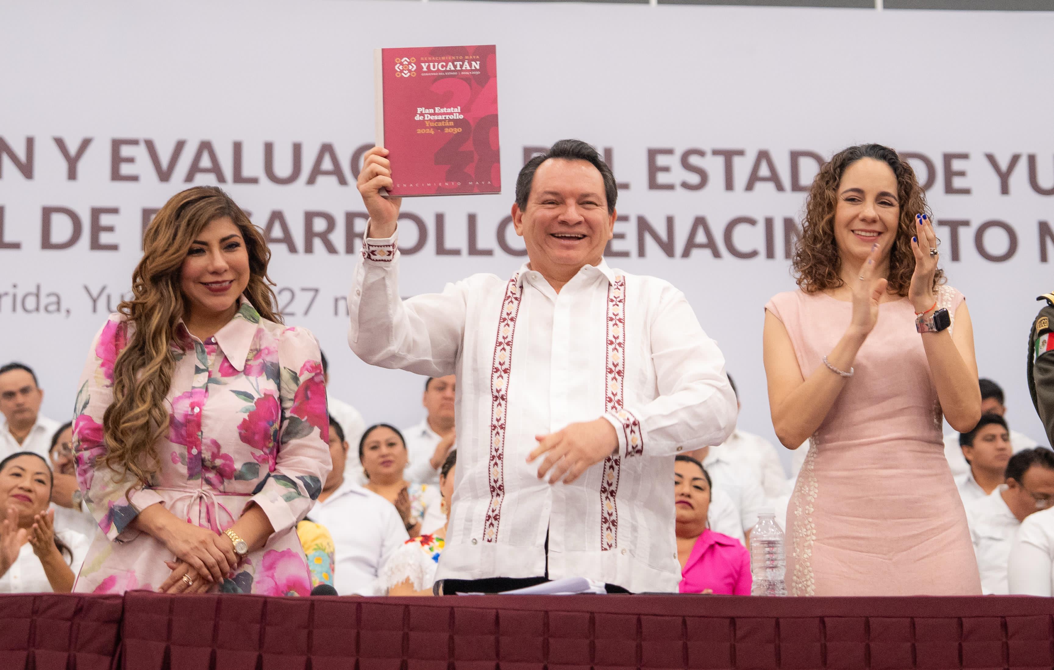 El Gobernador Joaquín Díaz Mena presentó el Plan Estatal de Desarrollo Renacimiento Maya 2024-2030